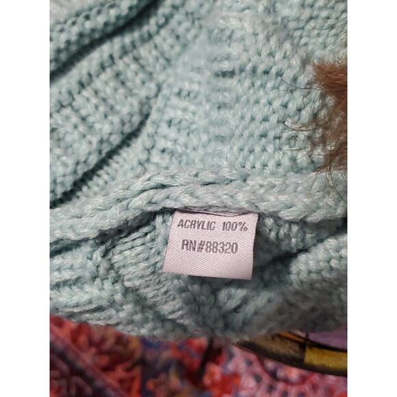 C. C Sek(Handmade)Mixed Lot Of 2 Knit Winter Pom Pom Bow Knit Hats Ponytail Hole - Picture 11 of 16